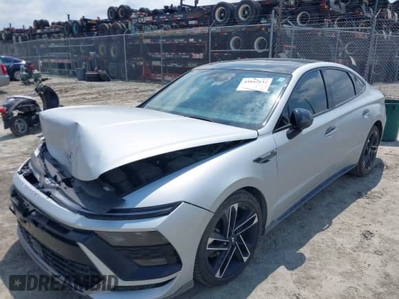 ✅ 2024 Hyundai Sonata N Line • VIN: KMHL54JC2RA362395 • Лот: 43042632. Размещён на IAAI с пробегом 51 766 миль миль. Получите бесплатный доступ к архиву аукционных продаж из США и посмотрите подробный отчёт об истории автомобиля на DreamBid. Изображение 17.