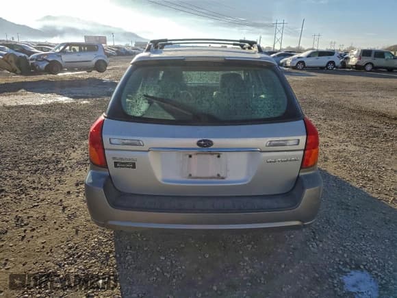 ✅ 2007 Subaru Legacy Outback Limited • VIN: 4S4BP62C277319623 • Лот: 94076355. Опубликован ранее на Copart с пробегом 172 419 миль. Бесплатный доступ к архиву аукционных продаж из США и подробный отчёт об истории автомобиля на DreamBid. Изображение 6.