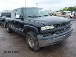 ✅ 2001 Chevrolet Silverado 1500 LS • VIN: 2GCEK19T511120837 • Lot: 42147291. Wystawiony na IAAI z przebiegiem 245 218 mil mil. Skorzystaj z bezpłatnego archiwum sprzedaży aukcyjnych z USA i zobacz szczegółowy raport historii pojazdu na DreamBid. Zdjęcie 1.
