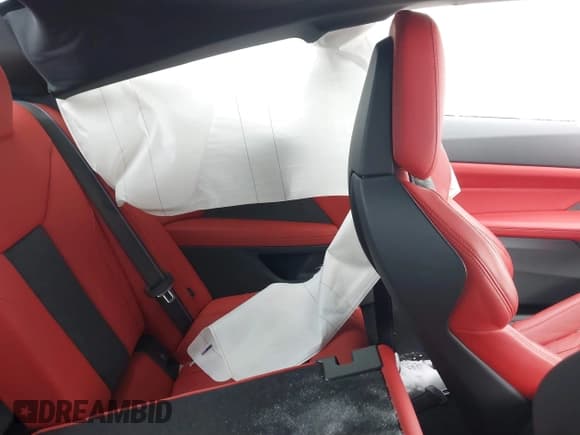 ✅ 2023 BMW M4 Competition xDrive • VIN: WBS43AZ03PCL99862 • Лот: 41608020. Опубликован ранее на IAAI с пробегом 28 295 миль. Бесплатный доступ к архиву аукционных продаж из США и подробный отчёт об истории автомобиля на DreamBid. Изображение 8.