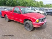 ✅ 1994 GMC Sonoma • VIN: 1GTCT14Z3R8530223 • Lot: 42314658. Listed on IAAI with 235,011 mi. Free auction sales archive from the USA and detailed vehicle history report at DreamBid. Image 1.
