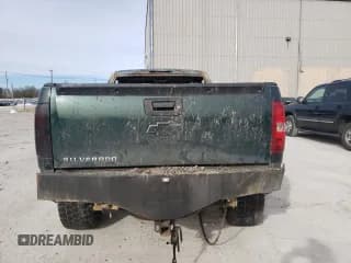 ✅ 2010 Chevrolet Silverado 1500 LT • VIN: 1GCSKSE30AZ136949 • Lot: 76276973. Listed on Copart with Not provided. Free auction sales archive from the USA and detailed vehicle history report at DreamBid. Image 6.