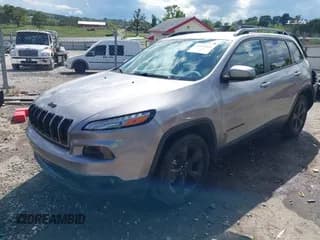 ✅ 2018 Jeep Cherokee Latitude • VIN: 1C4PJLCB8JD542810 • Лот: 43382864. Опубликован ранее на IAAI с пробегом 39 452 миль. Бесплатный доступ к архиву аукционных продаж из США и подробный отчёт об истории автомобиля на DreamBid. Изображение 2.