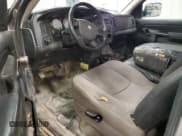 ✅ 2005 Dodge 2500 ST • VIN: 3D7KS26D75G832162 • Lot: 51807235. Wystawiony na Copart z przebiegiem 159 854 mil. Bezpłatny archiwum sprzedaży aukcyjnych z USA i szczegółowy raport historii pojazdu na DreamBid. Zdjęcie 8.