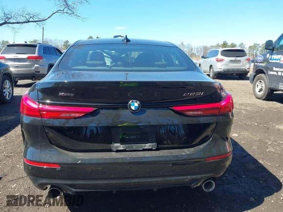 ✅ 2024 BMW 2 Series 228i xDrive • VIN: WBA73AK06R7N73754 • Lot: 41893971. Wystawiony na IAAI z przebiegiem 9 659 mil. Bezpłatny archiwum sprzedaży aukcyjnych z USA i szczegółowy raport historii pojazdu na DreamBid. Zdjęcie 16.