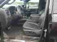 2021 Chevrolet Silverado 3500HD High Country с VIN 1GC4YVEY3MF155070, выставлен на аукционе Copart как лот 70395214 с пробегом 87 122 миль миль и Списание • Salvage title. История ставок и продаж доступна на DreamBid. Изображение 7.