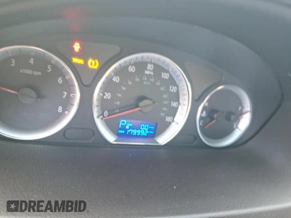 ✅ 2009 Hyundai Sonata Limited • VIN: 5NPEU46C89H571545 • Лот: 73649784. Опубликован ранее на Copart с пробегом 179 992 миль. Бесплатный доступ к архиву аукционных продаж из США и подробный отчёт об истории автомобиля на DreamBid. Изображение 9.