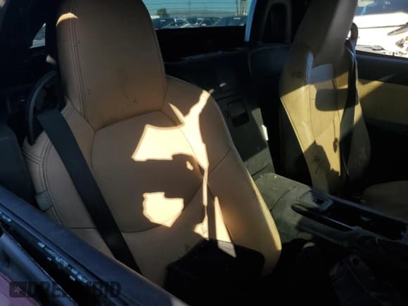 ✅ 2012 Mazda MX-5 Miata Grand Touring • VIN: JM1NC2PF5C0221200 • Лот: 84997315. Опубликован ранее на Copart с пробегом Не указан. Бесплатный доступ к архиву аукционных продаж из США и подробный отчёт об истории автомобиля на DreamBid. Изображение 10.