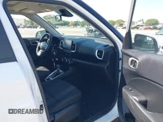 ✅ 2022 Hyundai Venue Limited • VIN: KMHRC8A30NU150935 • Lot: 41803560. Listed on IAAI with 31,756 mi. Free auction sales archive from the USA and detailed vehicle history report at DreamBid. Image 5.