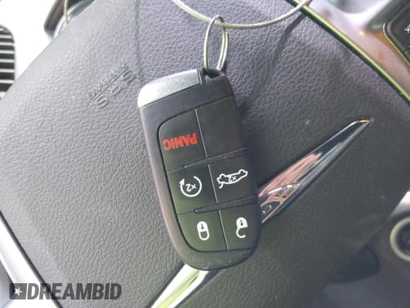 ✅ 2012 Chrysler 300 C • VIN: 2C3CCAET4CH288784 • Lot: 39522457. Listed on IAAI with 185,234 mi. Free auction sales archive from the USA and detailed vehicle history report at DreamBid. Image 11.