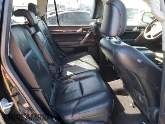 ✅ 2015 Lexus GX 460 • VIN: JTJBM7FXXF5117734 • Lot: 90464135. Listed on Copart with 104,085 mi. Free auction sales archive from the USA and detailed vehicle history report at DreamBid. Image 11.