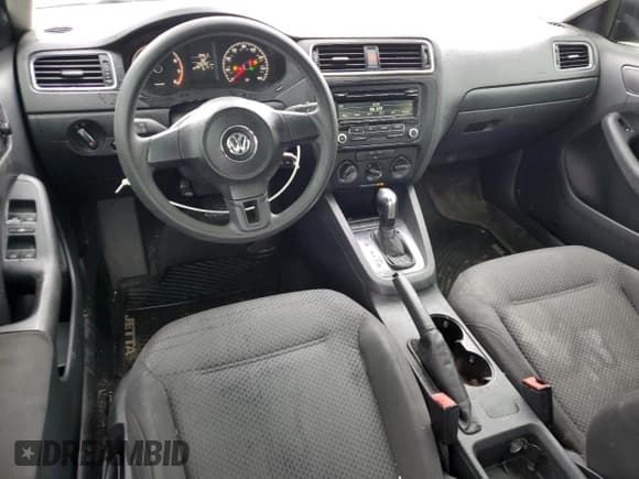 ✅ 2012 Volkswagen Jetta • VIN: 3VW2K7AJ8CM324556 • Lot: 82668145. Listed on Copart with 242,142 mi. Free auction sales archive from the USA and detailed vehicle history report at DreamBid. Image 8.