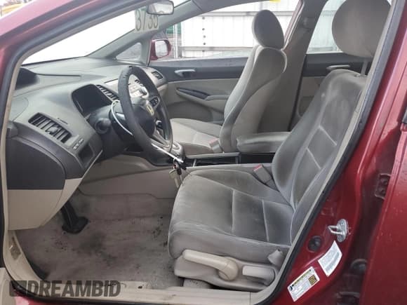 ✅ 2011 Honda Civic LX • VIN: 2HGFA1F5XBH543274 • Lot: 92047255. Listed on Copart with 155,076 mi. Free auction sales archive from the USA and detailed vehicle history report at DreamBid. Image 7.