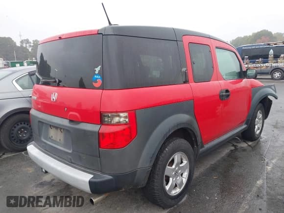 ✅ 2005 Honda Element EX • VIN: 5J6YH28675L029396 • Lot: 43481053. Listed on IAAI with 239,215 mi. Free auction sales archive from the USA and detailed vehicle history report at DreamBid. Image 4.