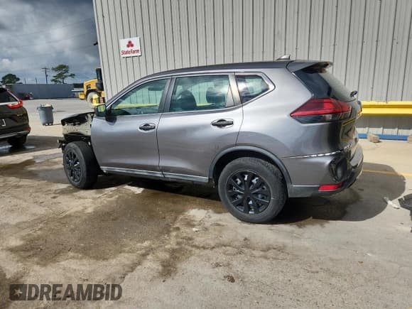 ✅ 2018 Nissan Rogue S • VIN: 5N1AT2MT3JC715992 • Lot: 92022475. Wystawiony na Copart z przebiegiem 83 518 mil. Bezpłatny archiwum sprzedaży aukcyjnych z USA i szczegółowy raport historii pojazdu na DreamBid. Zdjęcie 2.