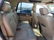 ✅ 2005 Lincoln Navigator Luxury • VIN: 5LMFU27525LJ09215 • Lot: 81721725. Listed on Copart with 206,784 mi. Free auction sales archive from the USA and detailed vehicle history report at DreamBid. Image 11.