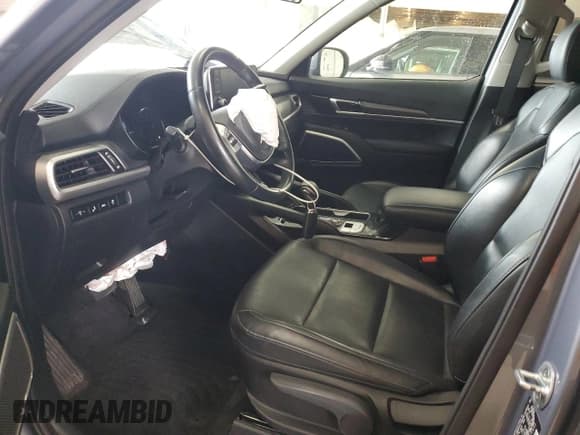 ✅ 2021 Kia Telluride LX • VIN: 5XYP24HC6MG116852 • Lot: 67583485. Wystawiony na Copart z przebiegiem 49 459 mil. Bezpłatny archiwum sprzedaży aukcyjnych z USA i szczegółowy raport historii pojazdu na DreamBid. Zdjęcie 7.