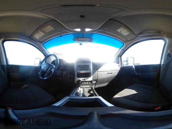 ✅ 2014 Nissan Titan SV • VIN: 1N6AA0EC8EN501679 • Lot: 42823279. Wystawiony na IAAI z przebiegiem 135 111 mil. Bezpłatny archiwum sprzedaży aukcyjnych z USA i szczegółowy raport historii pojazdu na DreamBid. Zdjęcie 20.