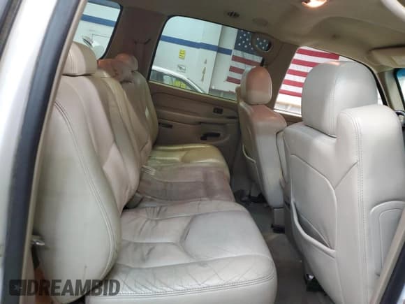 ✅ 2004 Chevrolet Suburban Z71 • VIN: 3GNFK16ZX4G119022 • Лот: 43548145. Опубликован ранее на Copart с пробегом 174 143 миль. Бесплатный доступ к архиву аукционных продаж из США и подробный отчёт об истории автомобиля на DreamBid. Изображение 11.