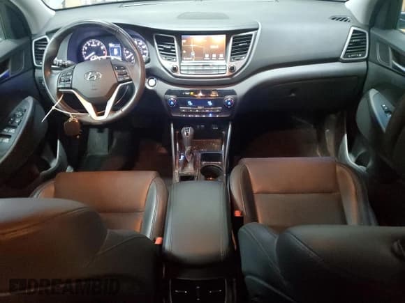 ✅ 2017 Hyundai Tucson Sport • VIN: KM8J3CA22HU364840 • Лот: 90939935. Опубликован ранее на Copart с пробегом 116 225 миль. Бесплатный доступ к архиву аукционных продаж из США и подробный отчёт об истории автомобиля на DreamBid. Изображение 8.