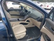 ✅ 2017 Lincoln MKX Reserve • VIN: 2LMPJ6LR8HBL26146 • Lot: 43269649. Listed on IAAI with 83,397 mi. Free auction sales archive from the USA and detailed vehicle history report at DreamBid. Image 5.