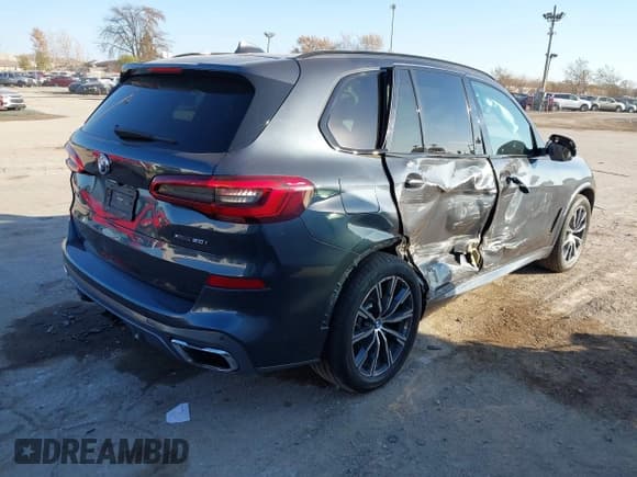 ✅ 2019 BMW X5 xDrive50i • VIN: 5UXJU2C51KLN65546 • Lot: 43705690. Listed on IAAI with 62,809 mi. Free auction sales archive from the USA and detailed vehicle history report at DreamBid. Image 4.