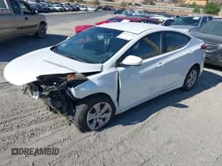 2015 Hyundai Elantra SE z VIN 5NPDH4AE1FH548855, wystawiony jako IAAI lot #43367250 z przebiegiem 234 181 mil mil oraz . Historia ofert i sprzedaży dostępna na DreamBid. Obrazek 2.