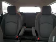 ✅ 2014 Chevrolet Traverse LT • VIN: 1GNKRGKD8EJ294344 • Lot: 91020965. Wystawiony na Copart z przebiegiem 157 722 mil. Bezpłatny archiwum sprzedaży aukcyjnych z USA i szczegółowy raport historii pojazdu na DreamBid. Zdjęcie 10.