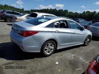 ✅ 2014 Hyundai Sonata GLS • VIN: 5NPEB4AC2EH933795 • Lot: 68355824. Listed on Copart with 110,897 mi. Free auction sales archive from the USA and detailed vehicle history report at DreamBid. Image 3.