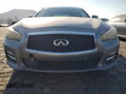 ✅ 2016 Infiniti Q50 Premium • VIN: JN1CV7AP3GM200511 • Lot: 90951175. Wystawiony na Copart z przebiegiem 196 069 mil. Bezpłatny archiwum sprzedaży aukcyjnych z USA i szczegółowy raport historii pojazdu na DreamBid. Zdjęcie 5.