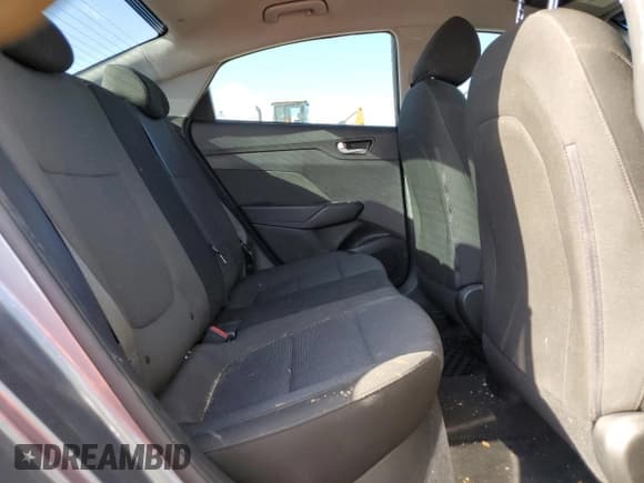 ✅ 2018 Hyundai Accent SEL • VIN: 3KPC24A38JE015233 • Лот: 76703574. Опубликован ранее на Copart с пробегом 90 525 миль. Бесплатный доступ к архиву аукционных продаж из США и подробный отчёт об истории автомобиля на DreamBid. Изображение 10.