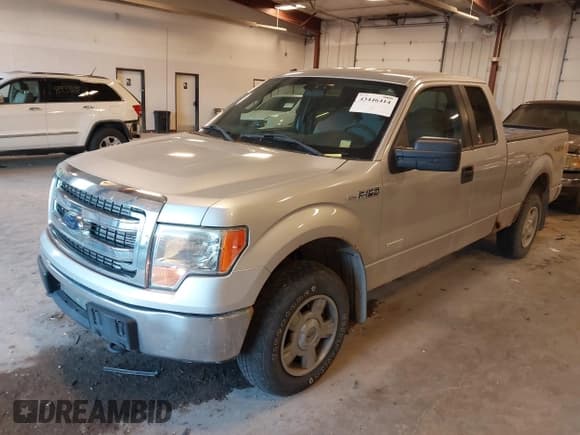 ✅ 2013 Ford F-150 XLT • VIN: 1FTFX1ET7DFD19803 • Лот: 43446414. Опубликован ранее на IAAI с пробегом 200 984 миль. Бесплатный доступ к архиву аукционных продаж из США и подробный отчёт об истории автомобиля на DreamBid. Изображение 2.