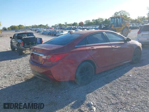 2014 Hyundai Sonata GLS with VIN 5NPEB4AC1EH944321, listed as a IAAI auction lot 43491438 with 237,096 mi miles and . Bid and sale history available at DreamBid. Image 4.