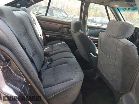 ✅ 1999 Oldsmobile 88 LS • VIN: 1G3HN52K0X4838581 • Лот: 42416365. Опубликован ранее на Copart с пробегом 87 968 миль. Бесплатный доступ к архиву аукционных продаж из США и подробный отчёт об истории автомобиля на DreamBid. Изображение 11.