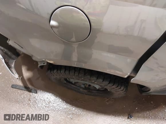 ✅ 2006 Chevrolet Equinox LS • VIN: 2CNDL13F466016924 • Лот: 41944872. Опубликован ранее на IAAI с пробегом Не указан. Бесплатный доступ к архиву аукционных продаж из США и подробный отчёт об истории автомобиля на DreamBid. Изображение 19.