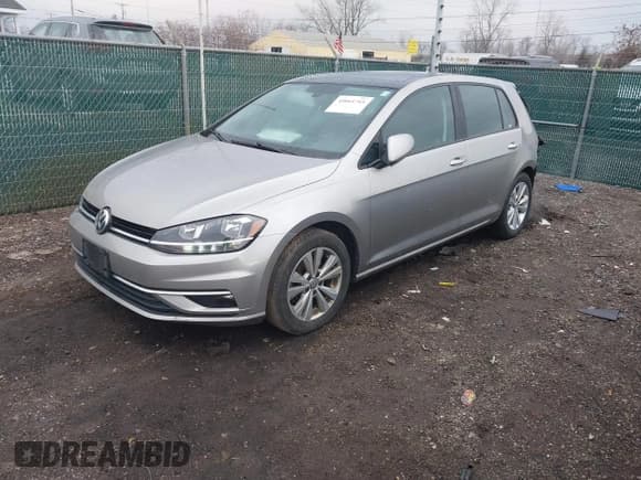 ✅ 2018 Volkswagen Golf S • VIN: 3VWG17AU8JM256033 • Lot: 41661761. Listed on IAAI with 60,674 mi. Free auction sales archive from the USA and detailed vehicle history report at DreamBid. Image 18.