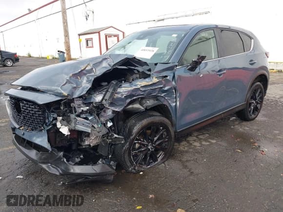 ✅ 2023 Mazda CX-5 S Carbon Edition • VIN: JM3KFBCM2P0212062 • Lot: 40853928. Wystawiony na IAAI z przebiegiem 25 463 mil. Bezpłatny archiwum sprzedaży aukcyjnych z USA i szczegółowy raport historii pojazdu na DreamBid. Zdjęcie 2.