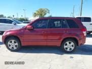 ✅ 2007 Suzuki Grand Vitara Luxury • VIN: JS3TE947674200766 • Lot: 41672063. Wystawiony na IAAI z przebiegiem 158 866 mil. Bezpłatny archiwum sprzedaży aukcyjnych z USA i szczegółowy raport historii pojazdu na DreamBid. Zdjęcie 14.