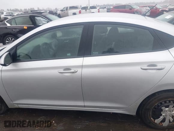 ✅ 2021 Hyundai Accent SE • VIN: 3KPC24A66ME131089 • Лот: 41551049. Опубликован ранее на IAAI с пробегом 75 664 миль. Бесплатный доступ к архиву аукционных продаж из США и подробный отчёт об истории автомобиля на DreamBid. Изображение 13.