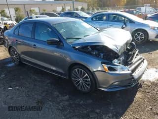 ✅ 2016 Volkswagen Jetta Sport • VIN: 3VWD17AJ0GM226364 • Lot: 43689381. Listed on IAAI with 98,652 mi. Free auction sales archive from the USA and detailed vehicle history report at DreamBid. Image 1.