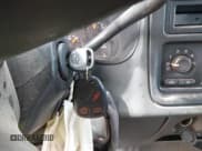 ✅ 2005 Chevrolet Silverado 2500HD LS • VIN: 1GCHK23285F930402 • Lot: 42322628. Wystawiony na IAAI z przebiegiem 218 392 mil. Bezpłatny archiwum sprzedaży aukcyjnych z USA i szczegółowy raport historii pojazdu na DreamBid. Zdjęcie 11.