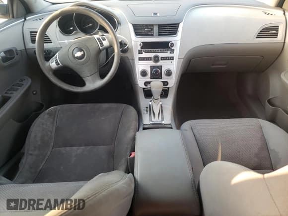 ✅ 2010 Chevrolet Malibu 1LT • VIN: 1G1ZC5EB2AF159969 • Lot: 75618714. Listed on Copart with 185,678 mi. Free auction sales archive from the USA and detailed vehicle history report at DreamBid. Image 8.