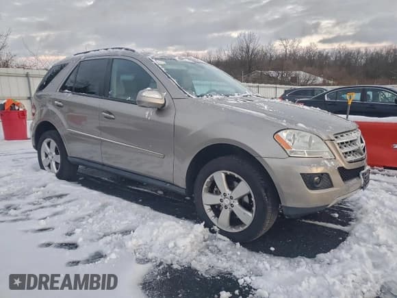 ✅ 2009 Mercedes-Benz M 350 • VIN: 4JGBB86E49A473312 • Lot: 94807685. Wystawiony na Copart z przebiegiem 191 200 mil. Bezpłatny archiwum sprzedaży aukcyjnych z USA i szczegółowy raport historii pojazdu na DreamBid. Zdjęcie 4.