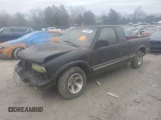 2001 Chevrolet S-10 с VIN 1GCCS195118190521, выставлен на аукционе Copart как лот 43793395 с пробегом Не указан миль и Списание • Salvage title. История ставок и продаж доступна на DreamBid. Изображение 1.