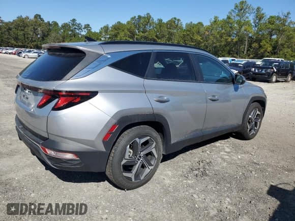 ✅ 2024 Hyundai Tucson SEL • VIN: 5NMJB3DE7RH427646 • Lot: 82632485. Listed on Copart with 37,085 mi. Free auction sales archive from the USA and detailed vehicle history report at DreamBid. Image 3.