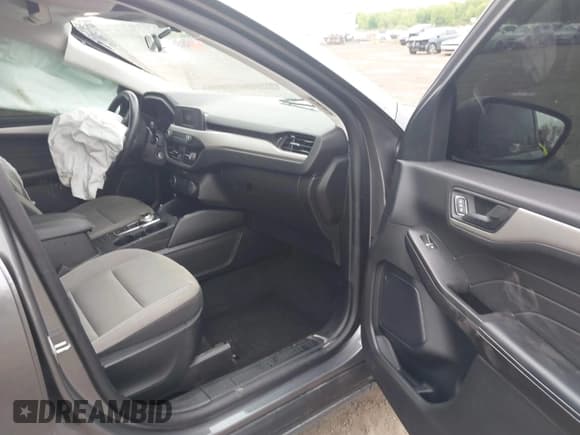 ✅ 2021 Ford Escape S • VIN: 1FMCU9F69MUA73640 • Lot: 42238252. Listed on IAAI with 113,785 mi. Free auction sales archive from the USA and detailed vehicle history report at DreamBid. Image 5.