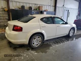✅ 2013 Dodge Avenger SE • VIN: 1C3CDZAB9DN598849 • Лот: 71669364. Опубликован ранее на Copart с пробегом 82 806 миль. Бесплатный доступ к архиву аукционных продаж из США и подробный отчёт об истории автомобиля на DreamBid. Изображение 3.