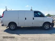 ✅ 2021 Chevrolet Express Cargo • VIN: 1GCWGAFP0M1180922 • Lot: 42341487. Listed on IAAI with 231,225 mi. Free auction sales archive from the USA and detailed vehicle history report at DreamBid. Image 13.