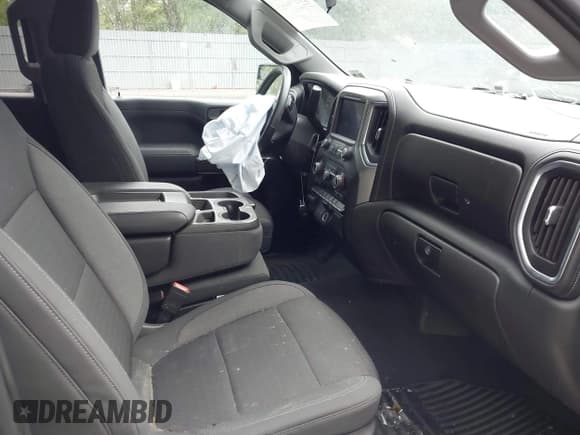 ✅ 2021 Chevrolet Silverado 1500 RST • VIN: 3GCUYEETXMG106287 • Lot: 42313663. Wystawiony na IAAI z przebiegiem 17 464 mil. Bezpłatny archiwum sprzedaży aukcyjnych z USA i szczegółowy raport historii pojazdu na DreamBid. Zdjęcie 5.