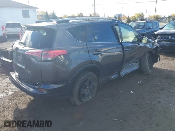 ✅ 2018 Toyota RAV4 LE • VIN: JTMBFREV8JJ729942 • Lot: 43557394. Listed on IAAI with 108,053 mi. Free auction sales archive from the USA and detailed vehicle history report at DreamBid. Image 4.